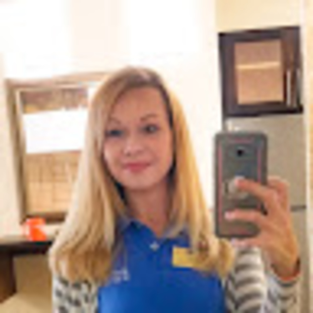 Meet your Posher, Leanna
